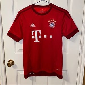 Bayern Munich Home Jersey 15/16